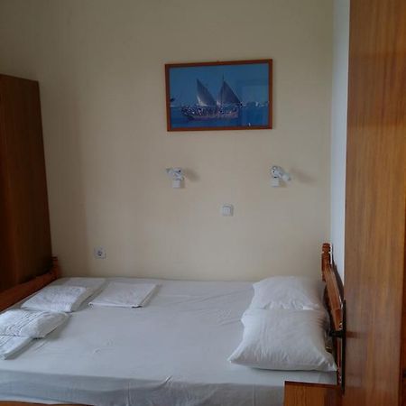 Esperides Apartment Batsi  Exterior photo