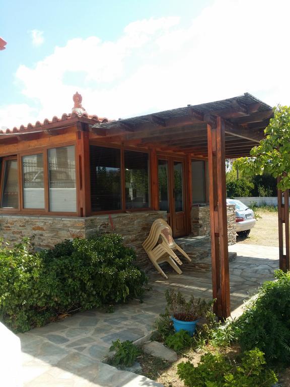 Esperides Apartment Batsi  Exterior photo